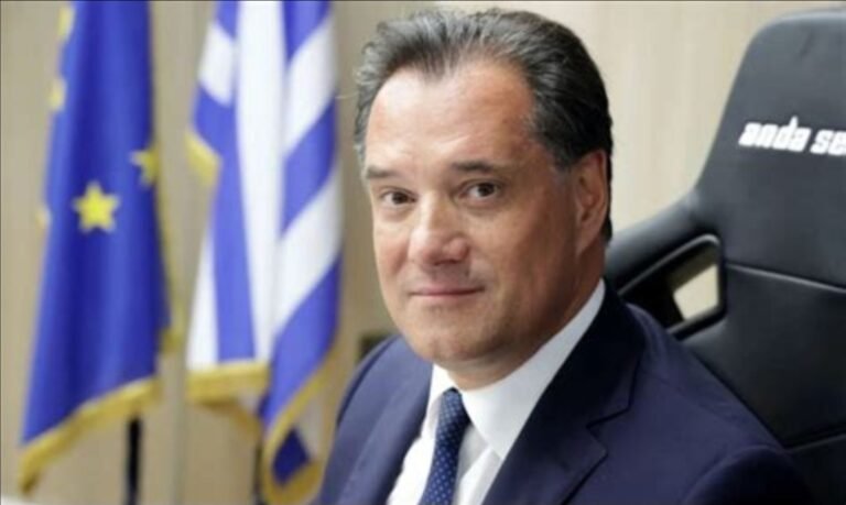 Τέλος οι γεύσεις στα ηλεκτρονικά τσιγάρα – Σαρωτική απόφαση από τον Άδωνι Γεωργιάδη