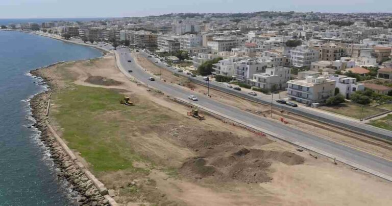 Ρόδος: Νέα παράταση για το έργο-ντροπή εν μέσω τουριστικής σεζόν