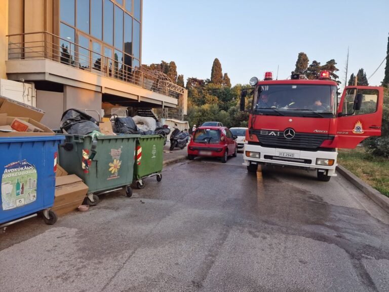 Φωτιά σε κάδο σκουπιδιών στην πόλη της Κω – Άμεση παρέμβαση απέτρεψε τα χειρότερα