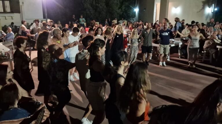 Γλέντι μέχρι πρωίας στον Άγιο Παύλο Λινοποτίου – Παράδοση και κέφι στα καλύτερά τους