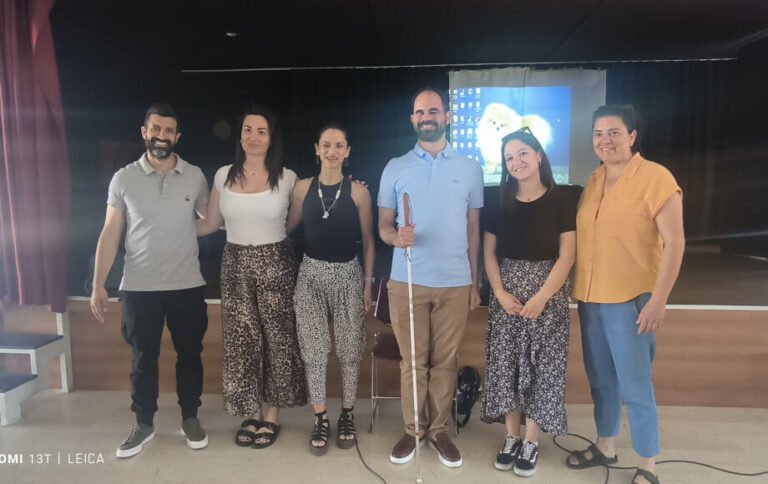 Πρόγραμμα «Με Άλλα Μάτια» στην Κω: Ο τυφλός δικηγόρος Βαγγέλης Αυγουλάς, πρωτοστατεί στις προσπάθειες ένταξης