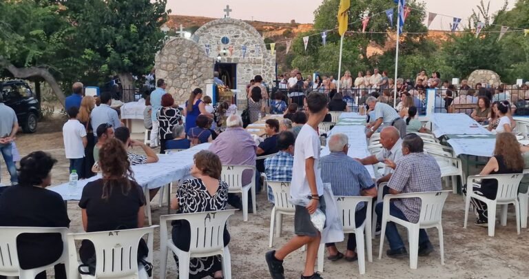 Με ευλάβεια και λαμπρότητα ο εσπερινός της Αγίας Μαρίνας στην Αντιμάχεια