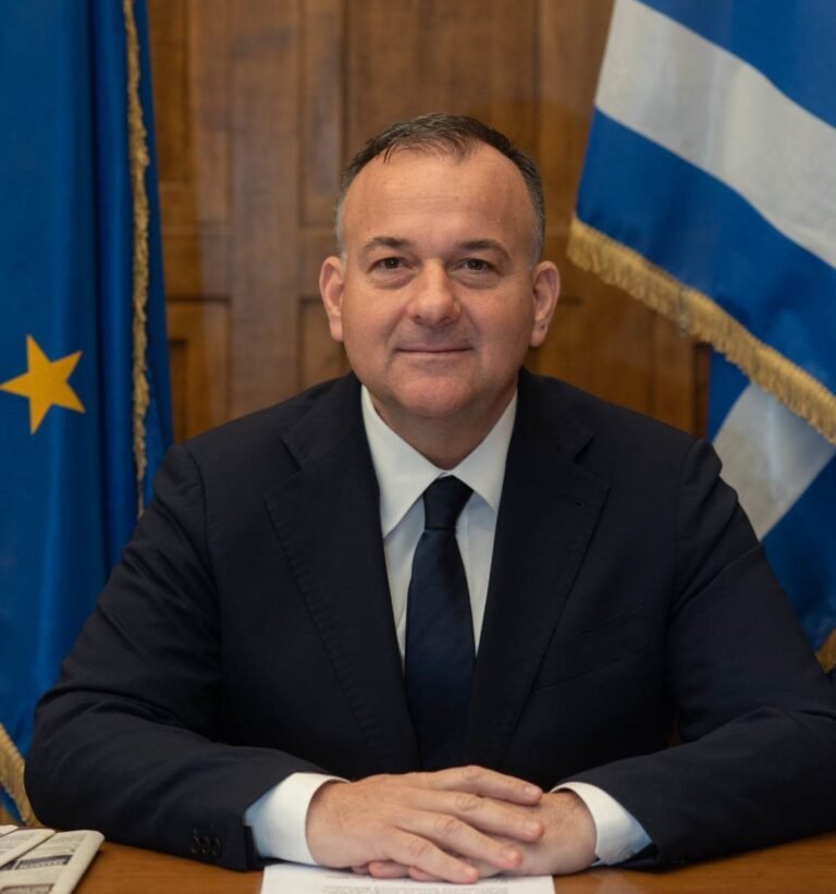 Γιάννης Παππάς: Ίδρυση Τμημάτων Ένταξης σε σχολεία τηςΔωδεκανήσου