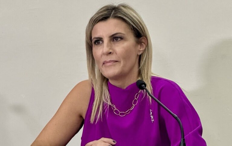 Ανοιχτή Επιστολή προς τον Υπουργό Υγείας και το ΔΣ του Πανελλήνιου Ιατρικού Συλλόγου ενόψει της 9ης Ολομέλειας στη Ρόδο: Ζητούνται λύσεις για τη νησιωτική υγεία