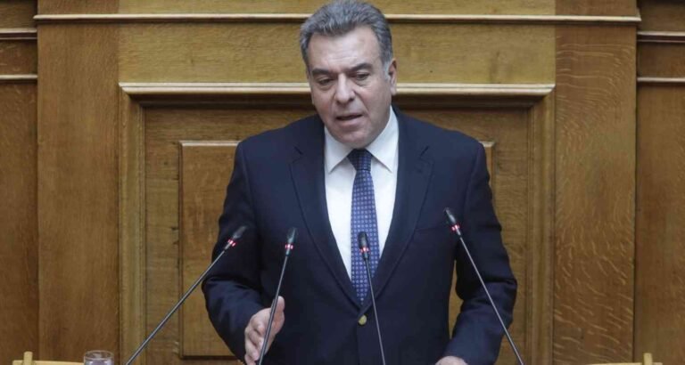 ΜΑΝΟΣ ΚΟΝΣΟΛΑΣ: «Τετραετείς πλέον οι συμβάσεις για ταδρομολόγια των άγονων γραμμών, αυξάνονται και τα διαθέσιμα κονδύλια για τιςάγονες γραμμές»