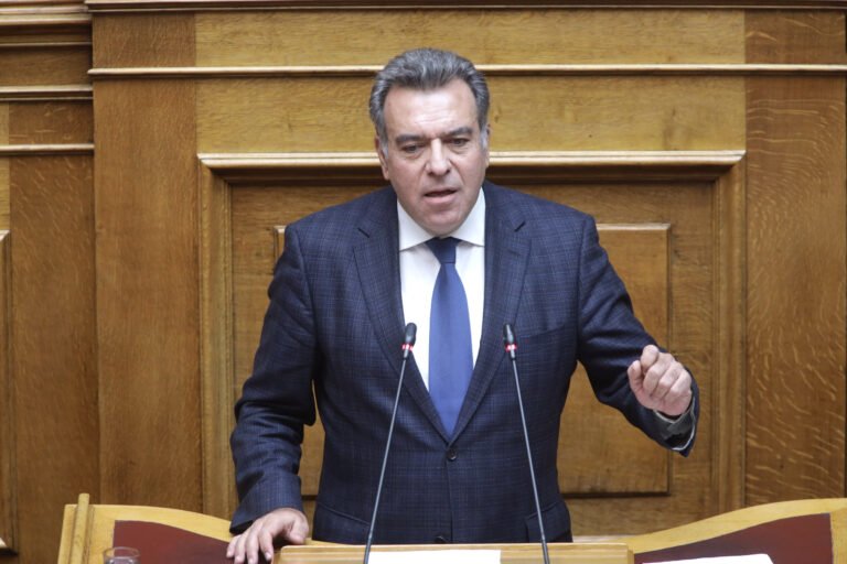 ΘΕΜΑ: «Παρέμβαση του Μάνου Κόνσολα για να καλυφθεί η κενή θέσηνηπιαγωγού στην Αστυπάλαια και να λειτουργήσει το Ολοήμερο Νηπιαγωγείο»