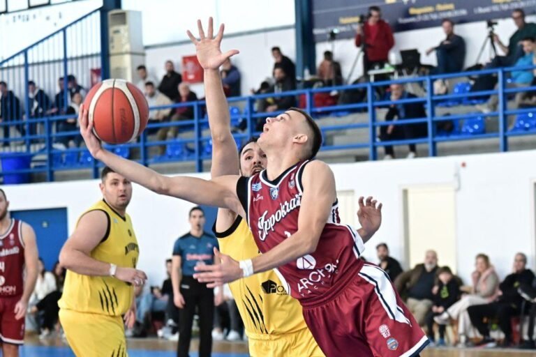 Τεράστιο «διπλό» παραμονής για τον Ιπποκράτη Κω στην Πεύκη – Ανατροπή από το -21 και νίκη με 85-80