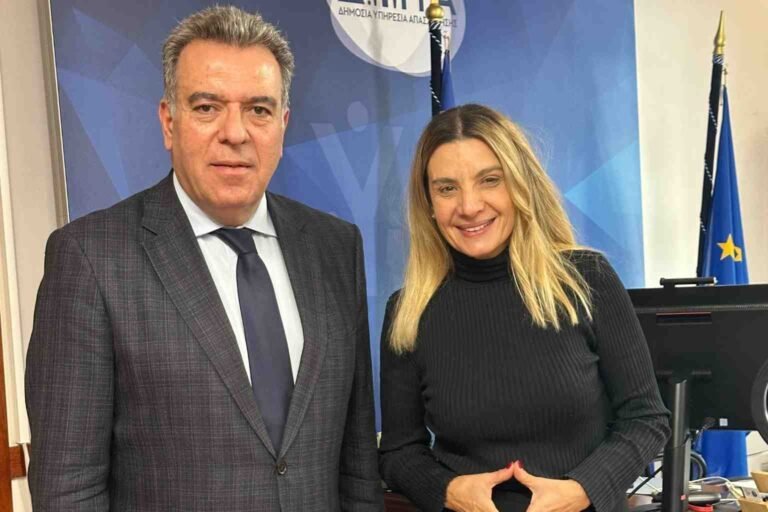 ΘΕΜΑ: «Προγράμματα κατάρτισης και οι εργατικές κατοικίες στα Δωδεκάνησα,στο επίκεντρο της συνάντησης του Μάνου Κόνσολα με τη Διοικήτρια της ΔΥΠΑ, κα.Χορμόβα»