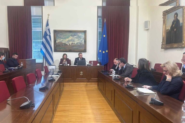 ΜΑΝΟΣ ΚΟΝΣΟΛΑΣ: «Έξι σημαντικά θέματα στην ατζέντα της Επιτροπής Περιφερειών της Βουλής»