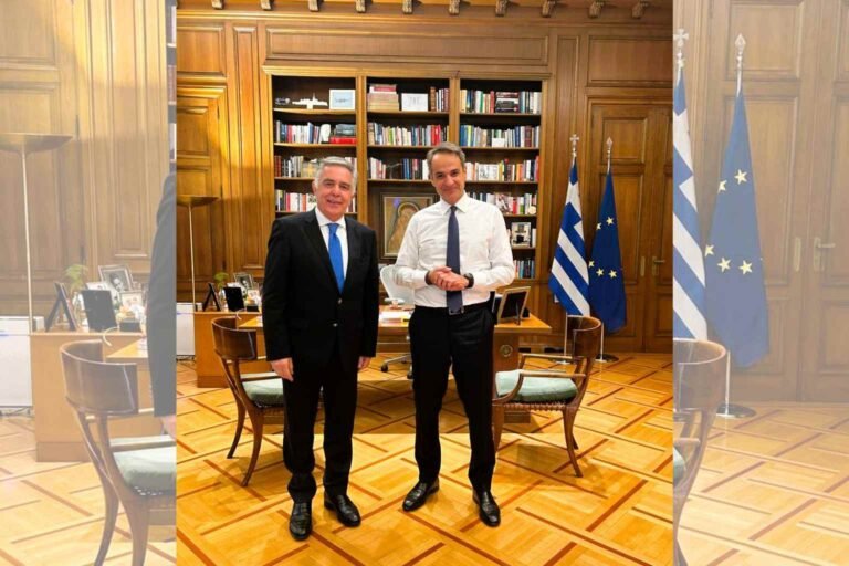 Συνάντηση στο Μέγαρο Μαξίμου του Βασίλη Α. Υψηλάντη με τον Πρωθυπουργό Κυριάκο Μητσοτάκη