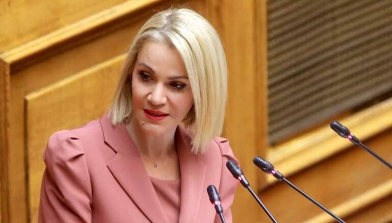 Το ζήτημα της κατάστασης των δασών της Καρπάθου στη Βουλή καιστο Υπουργείο Περιβάλλοντος από τη Μίκα Ιατρίδη.