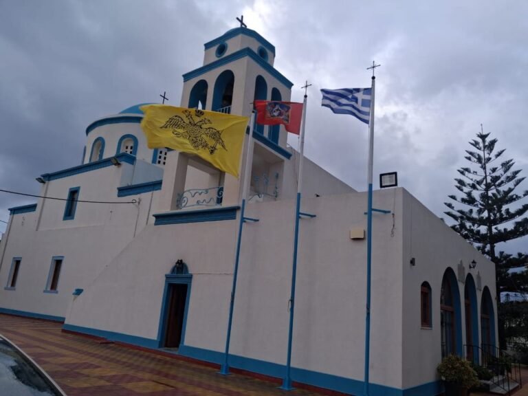 Θεία Λειτουργία στον ΙΝ Γενεσίου Θεοτόκου Καρδάμαινας με τον Σεβασμιώτατο κ. Ναθαναήλ