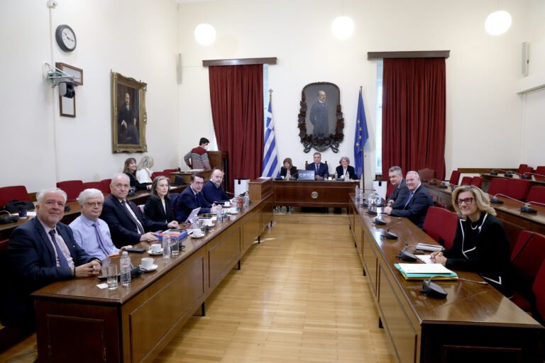 ΜΑΝΟΣ ΚΟΝΣΟΛΑΣ: «Πρόταση νόμου ετοιμάζει το ΤΕΕ για να απλοποιηθεί το πλαίσιο εκτέλεσης έργων για να αντιμετωπιστεί το πρόβλημα της διάβρωσης των ακτών»