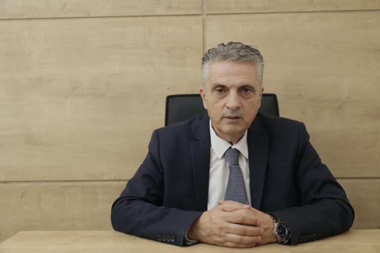 Προκήρυξη για 42 νέες άδειες παραγωγών πωλητών στη Λαϊκή Αγορά Αγίου Δημητρίου Ρόδου, από την Περιφέρεια Νοτίου Αιγαίου