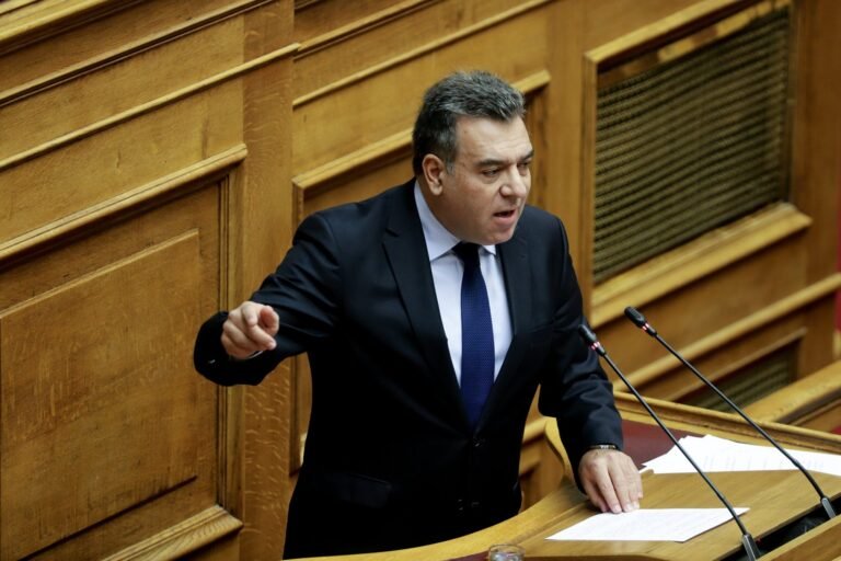 Μάνος Κόνσολας: Παρέμβαση για το Προβληματικό Τηλεοπτικό Σήμα στην Κάρπαθο