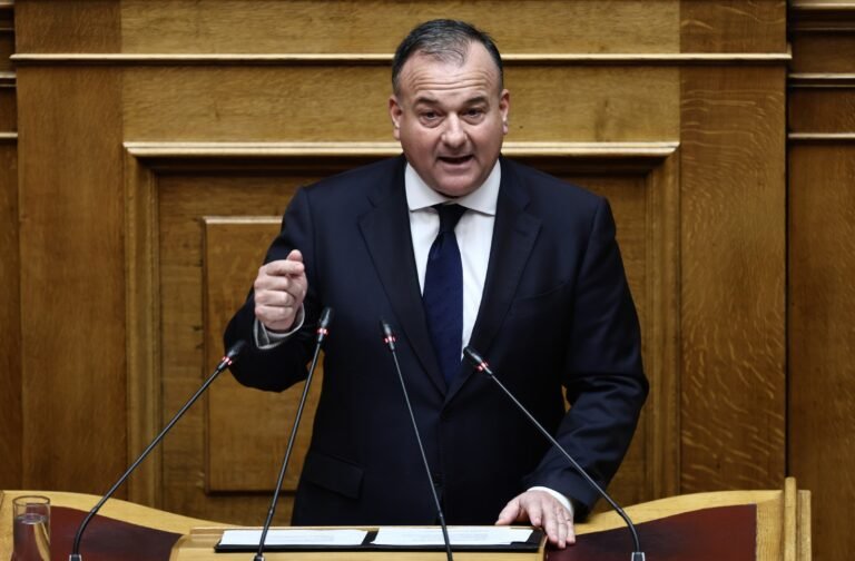 Γιάννης Παππάς: «Η Δωδεκάνησος δεν έχει ανάγκη από σερίφηδες» – Σκληρή παρέμβαση για τη δημόσια διοίκηση