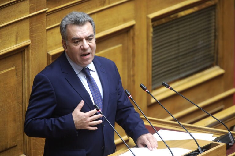 Μάνος Κόνσολας: Χρηματοδότηση έως 85% για επαγγελματίες αλιείς – Όλες οι λεπτομέρειες του προγράμματος