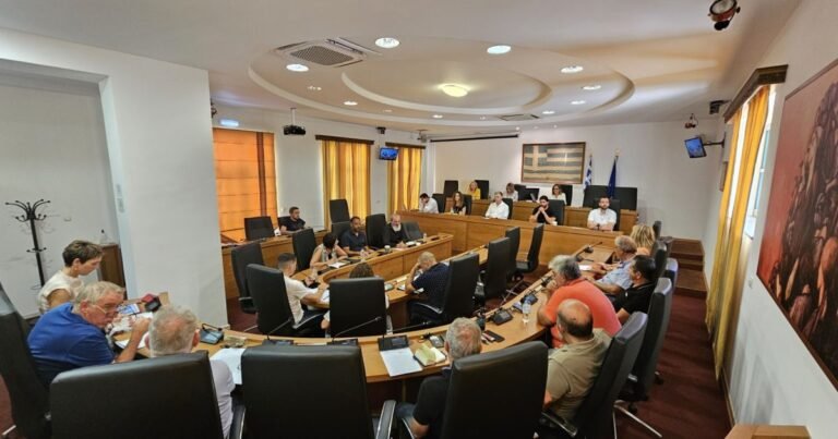 Συνεδρίαση Δ.Σ. Κω: Οξείες αντιπαραθέσεις για ασφάλεια, τέλη κυκλοφορίας και Αστική Συγκοινωνία